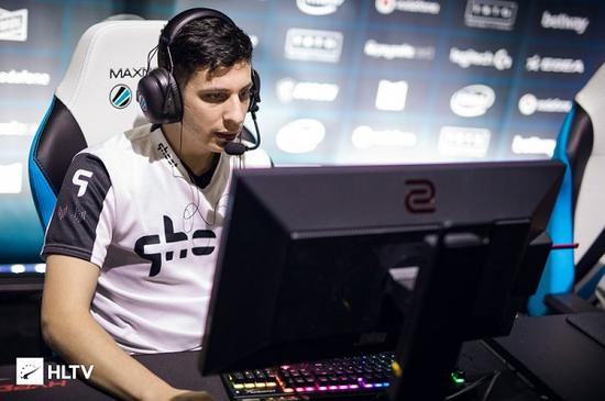 S15瑞士轮最新成绩更新分析 BLG和T1的挑战与机遇