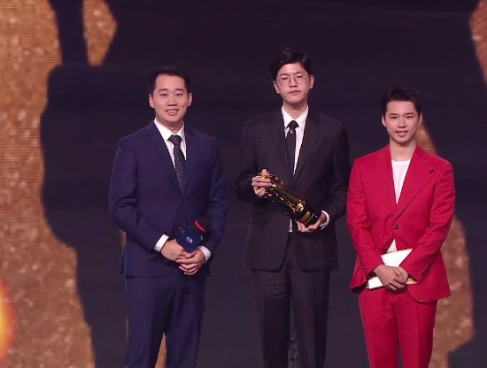 30岁女性如何成功转型为电竞教练